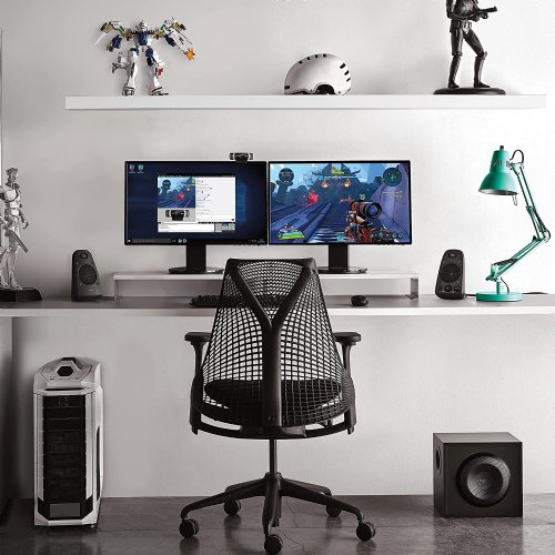 Logitech Z625 Powerful THX Sound 2.1 Speaker System for TVs, Game Consoles and Computers, 200 watts RMS/400 watts peak power delivers crisp sound and thundering bass...